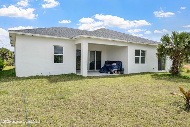 2160 Soria Avenue SW, Palm Bay, FL 32908