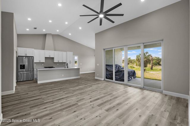 2160 Soria Avenue SW, Palm Bay, FL 32908