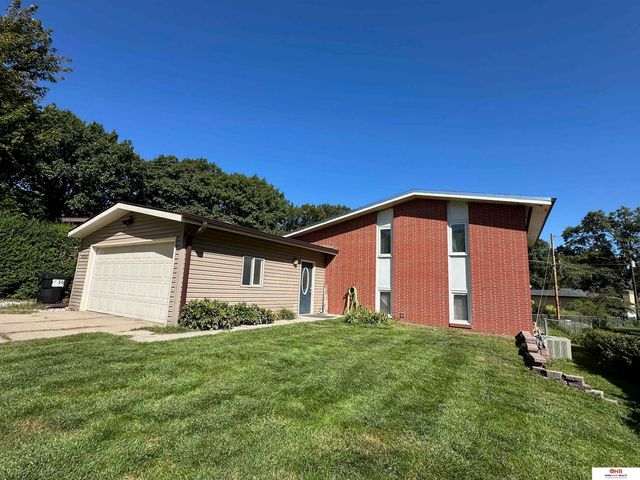 4210 Van Dorn Street, Lincoln, NE 68506