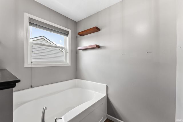13316 Synch Court, Fort Wayne, IN 46814