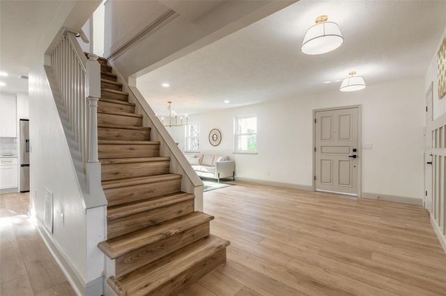 82 RAY MAR DRIVE, Ormond Beach, FL 32176