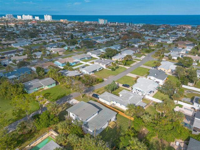 82 RAY MAR DRIVE, Ormond Beach, FL 32176