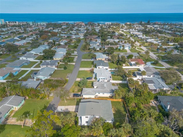 82 RAY MAR DRIVE, Ormond Beach, FL 32176