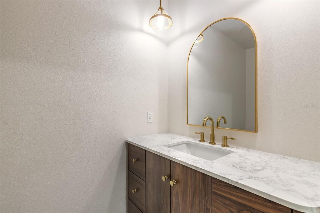 Image 24 of property listing at 82 RAY MAR DRIVE, Ormond Beach, FL 32176