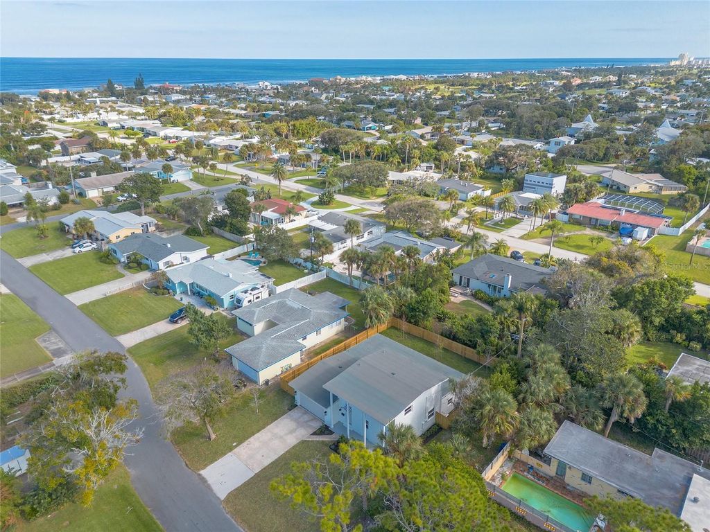 Image 52 of property listing at 82 RAY MAR DRIVE, Ormond Beach, FL 32176