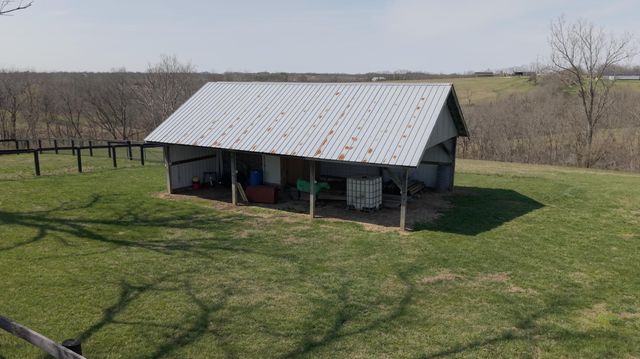 1000 Double M Lane, Mt Sterling, KY 40353