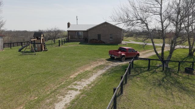 1000 Double M Lane, Mt Sterling, KY 40353