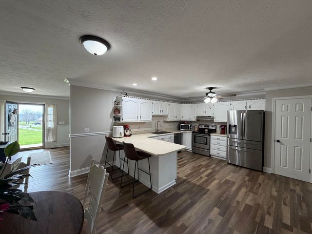 1000 Double M Lane, Mt Sterling, KY 40353