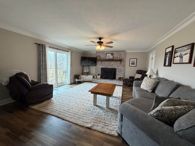 1000 Double M Lane, Mt Sterling, KY 40353