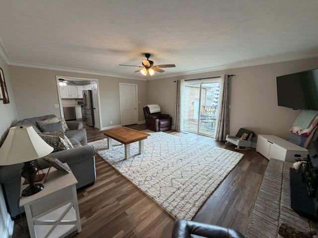 1000 Double M Lane, Mt Sterling, KY 40353