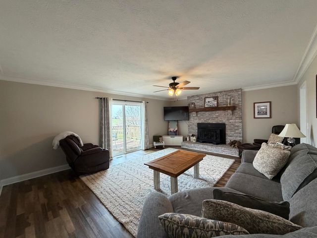 1000 Double M Lane, Mt Sterling, KY 40353