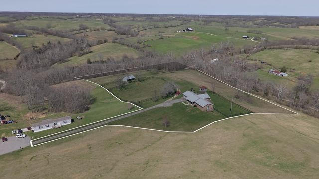 1000 Double M Lane, Mt Sterling, KY 40353