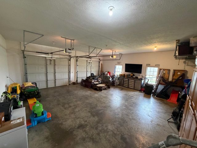 1000 Double M Lane, Mt Sterling, KY 40353