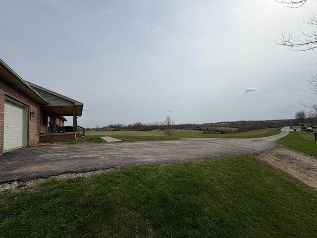 1000 Double M Lane, Mt Sterling, KY 40353