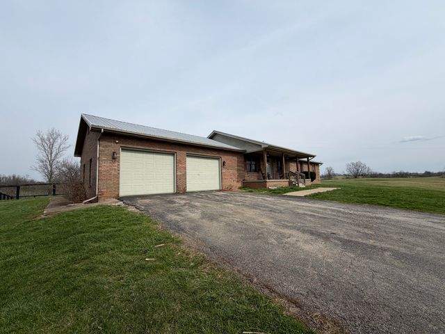 1000 Double M Lane, Mt Sterling, KY 40353