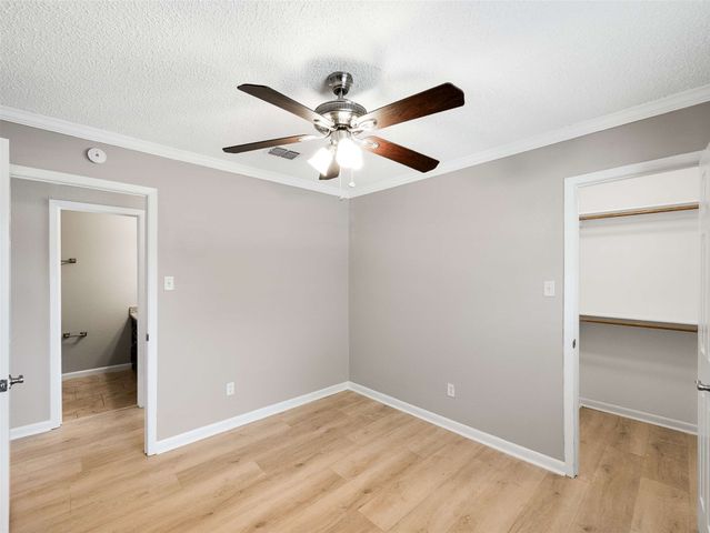 6616 Armando Avenue, Fort Worth, TX 76133