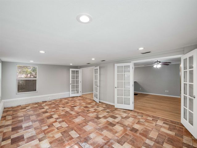 6616 Armando Avenue, Fort Worth, TX 76133