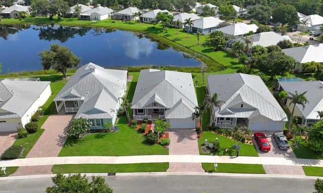 442 NE Leaping Frog Way, Port St. Lucie, FL 34983