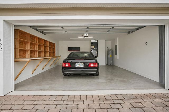 442 NE Leaping Frog Way, Port St. Lucie, FL 34983