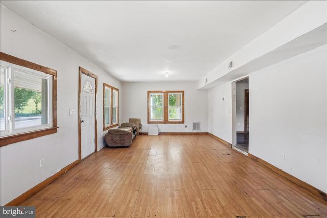 16273 OLD VALLEY PIKE, Edinburg, VA 22824