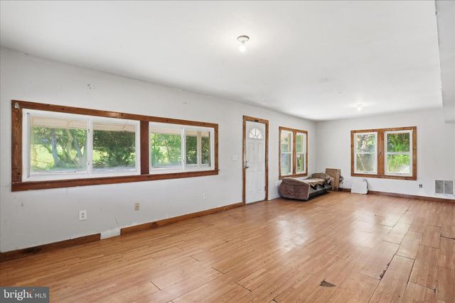 16273 OLD VALLEY PIKE, Edinburg, VA 22824