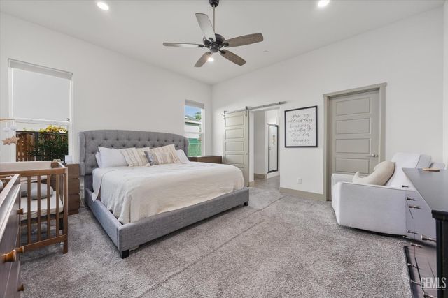 9104 Majestic Falls Lane, Shafter, CA 93263