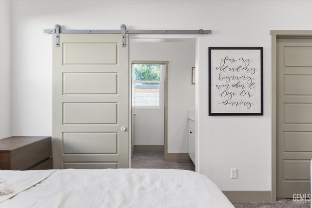 9104 Majestic Falls Lane, Shafter, CA 93263