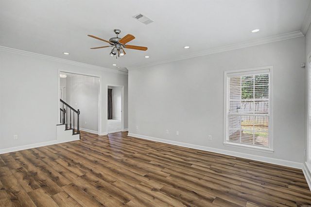 44 W Point, Maumelle, AR 72113