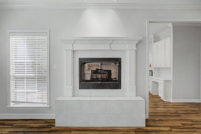 44 W Point, Maumelle, AR 72113