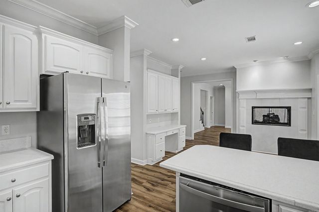 44 W Point, Maumelle, AR 72113