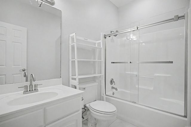44 W Point, Maumelle, AR 72113