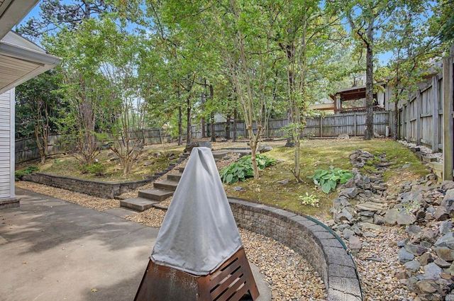 44 W Point, Maumelle, AR 72113