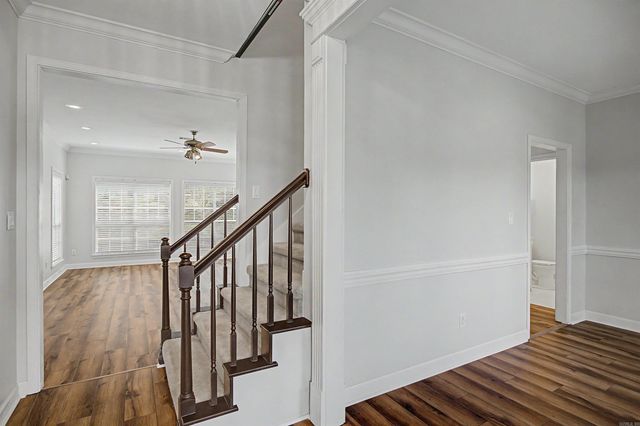 44 W Point, Maumelle, AR 72113