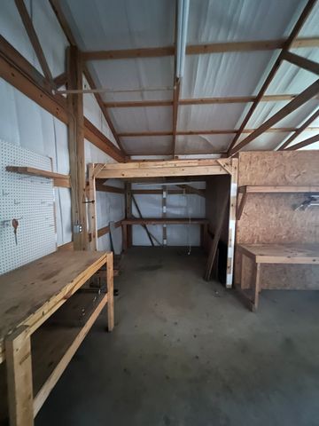 7210 Highland Rd, Portland, TN 37148