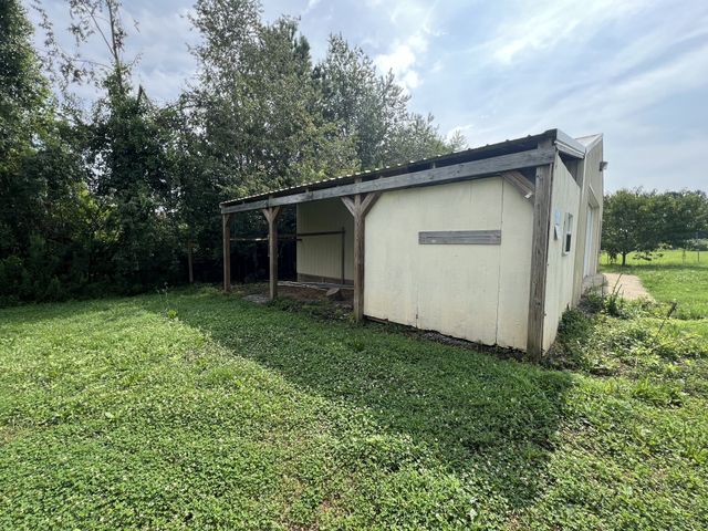 7210 Highland Rd, Portland, TN 37148