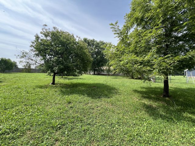 7210 Highland Rd, Portland, TN 37148