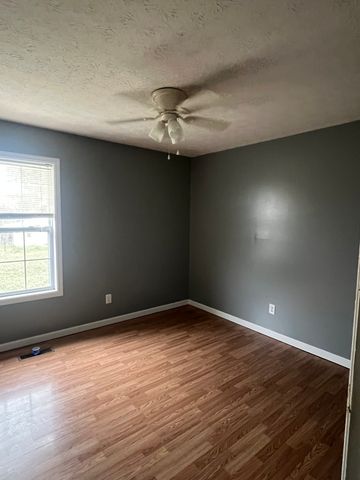 7210 Highland Rd, Portland, TN 37148