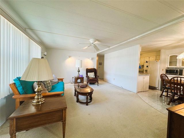 202 ASPEN CIRCLE, Leesburg, FL 34748