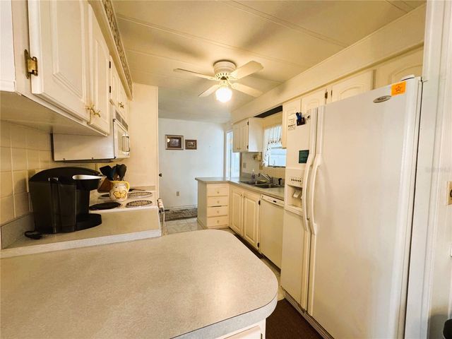 202 ASPEN CIRCLE, Leesburg, FL 34748