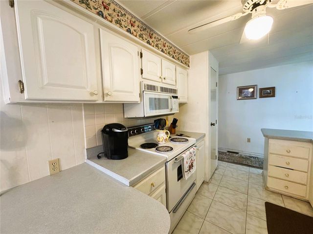 202 ASPEN CIRCLE, Leesburg, FL 34748