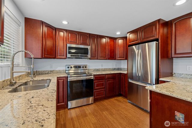 23216 96th Avenue W, Edmonds, WA 98020