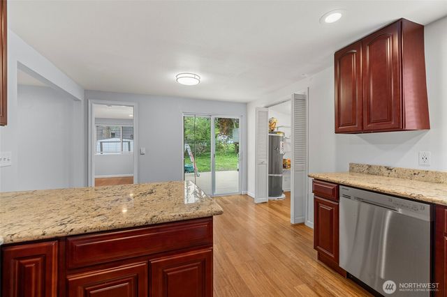 23216 96th Avenue W, Edmonds, WA 98020