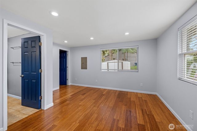 23216 96th Avenue W, Edmonds, WA 98020