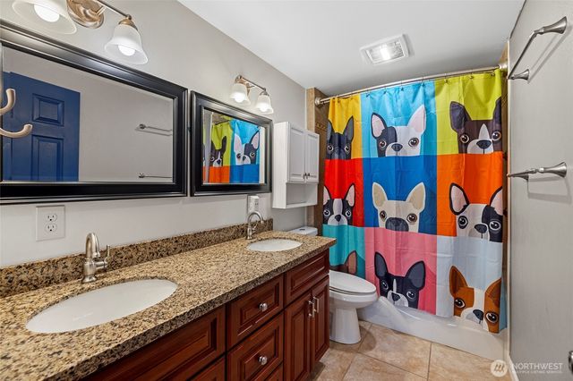23216 96th Avenue W, Edmonds, WA 98020