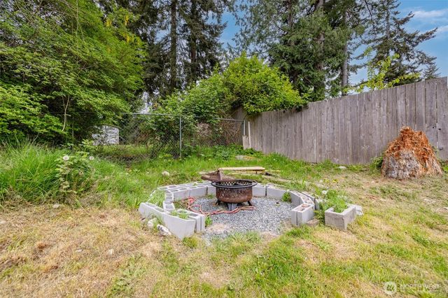 23216 96th Avenue W, Edmonds, WA 98020