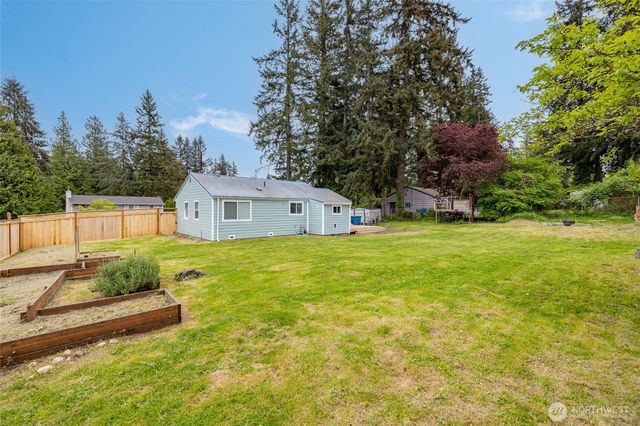 23216 96th Avenue W, Edmonds, WA 98020