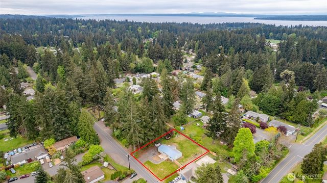 23216 96th Avenue W, Edmonds, WA 98020
