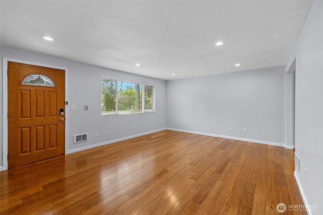 23216 96th Avenue W, Edmonds, WA 98020
