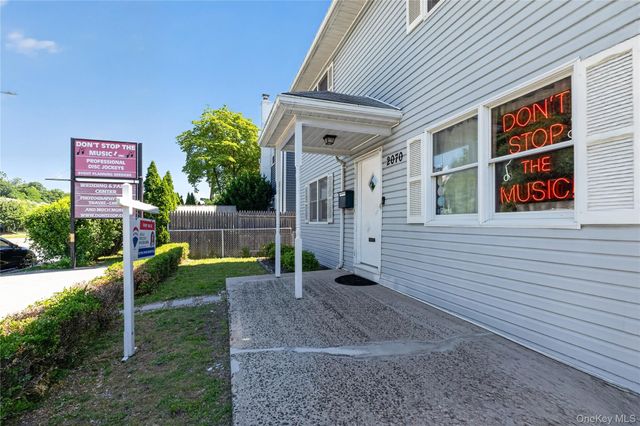 2070 Central Park Avenue, Yonkers, NY 10710