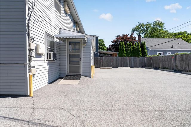 2070 Central Park Avenue, Yonkers, NY 10710